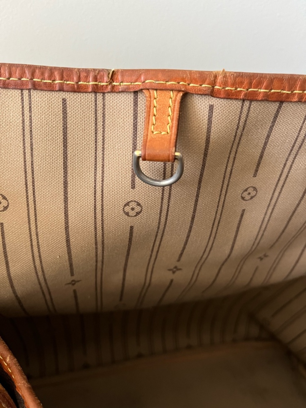 Pre-Owned Louis Vuitton Neverfull GM Monogram Tote – Classic Large Shopper - Picture 6 of 16